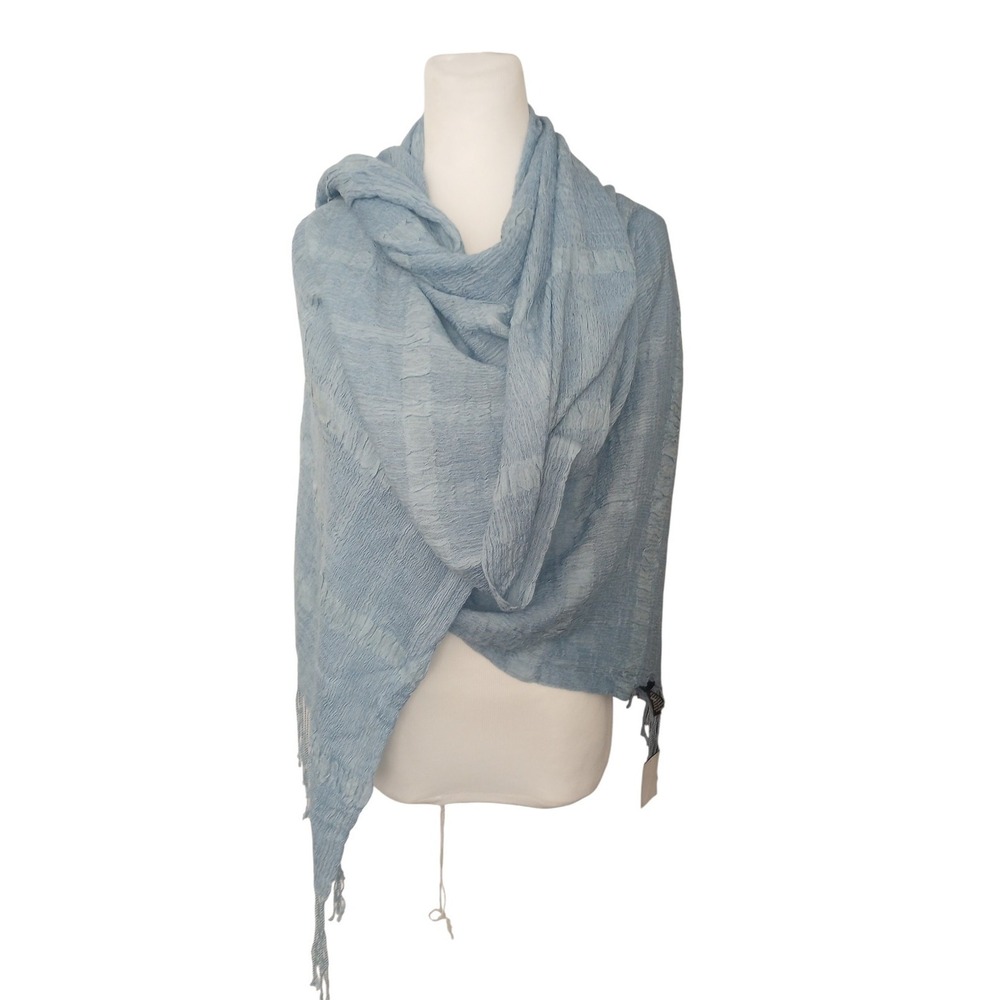 Saks Fifth Avenue Icy Blue Cashmere Silk Blend Scarf Shawl Wrap NWT 29 X 88